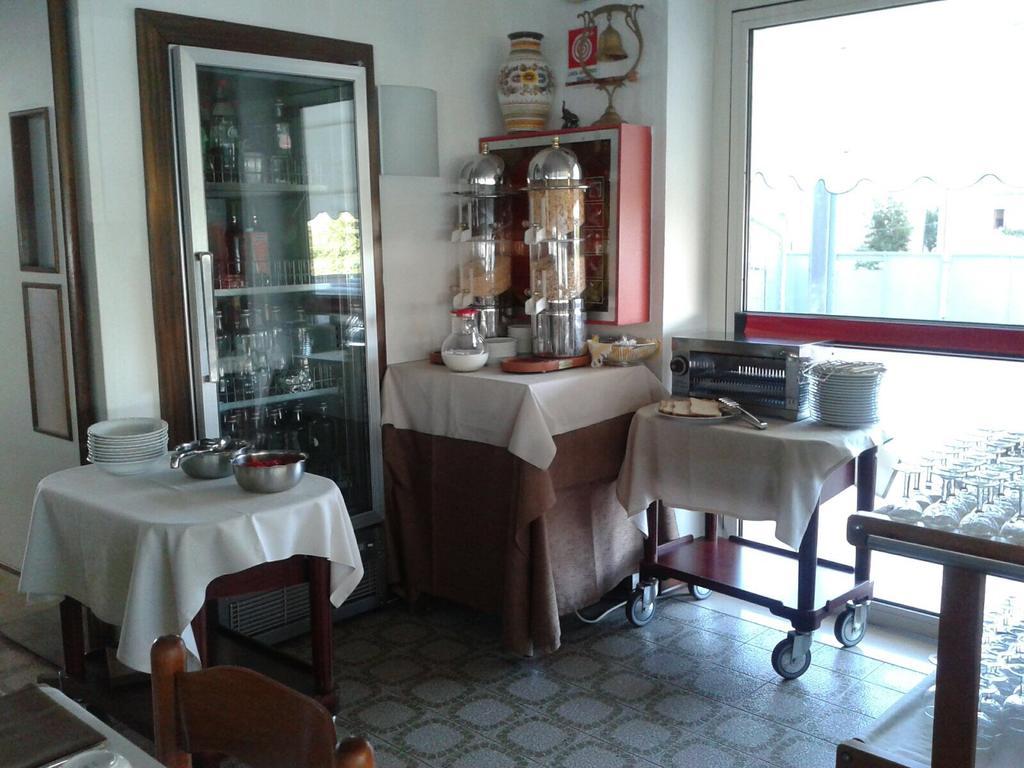 Hotel Metropol Caorle Buitenkant foto