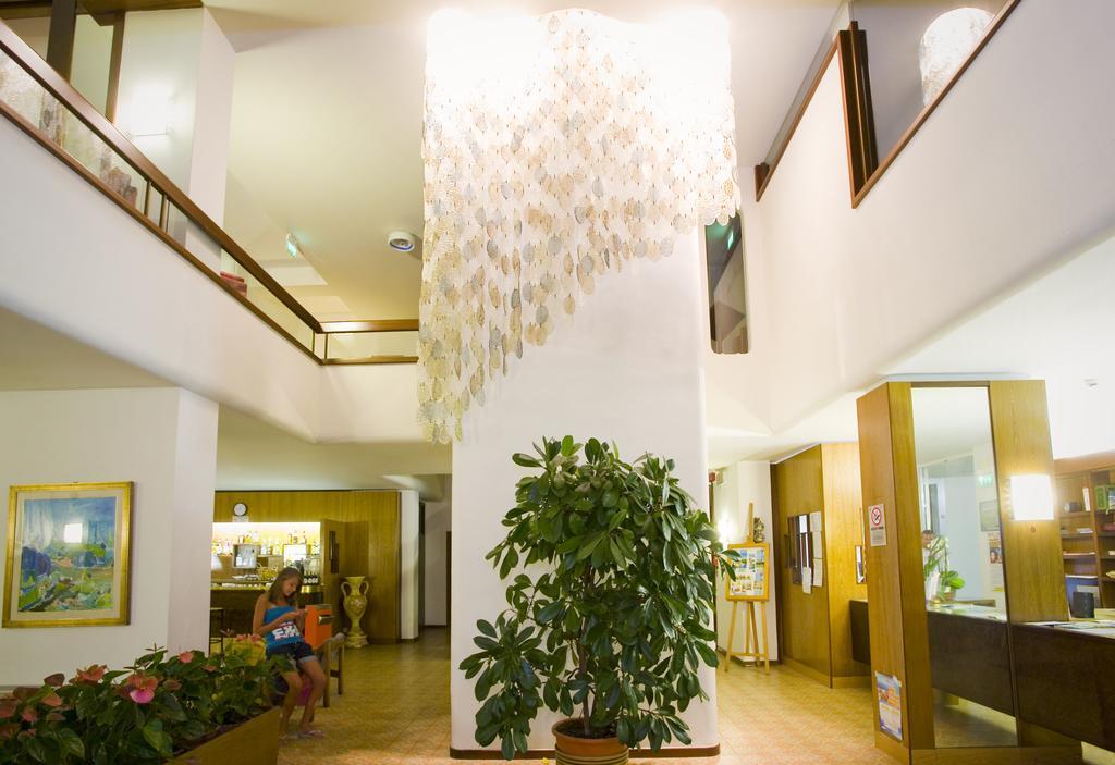 Hotel Metropol Caorle Buitenkant foto